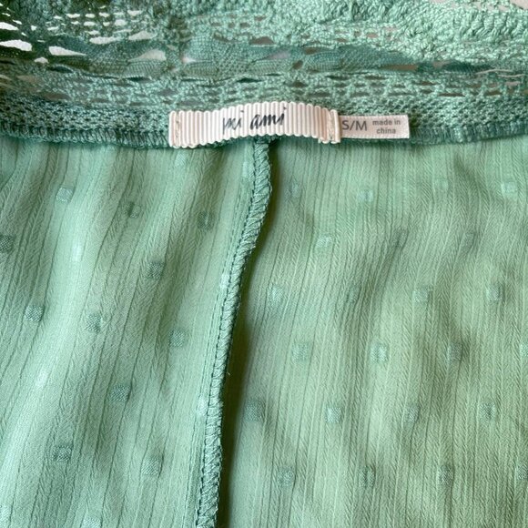 NWT Francesca's Sage Green Chiffon Aminah Swiss Dot Crochet‎ Kimono - Picture 7 of 9